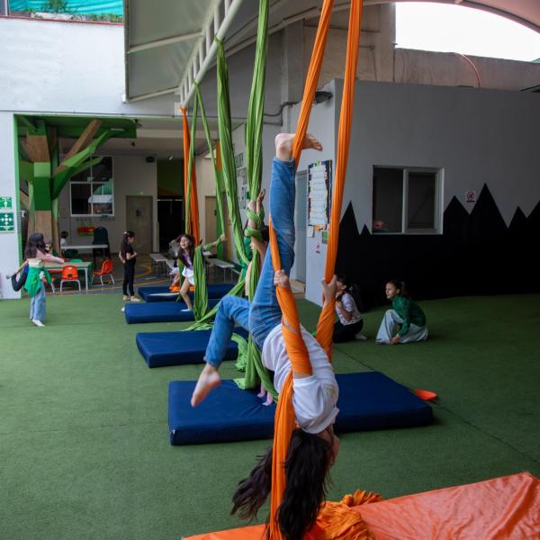 DANZA, GIMNASIA, DANZA CON TELAS